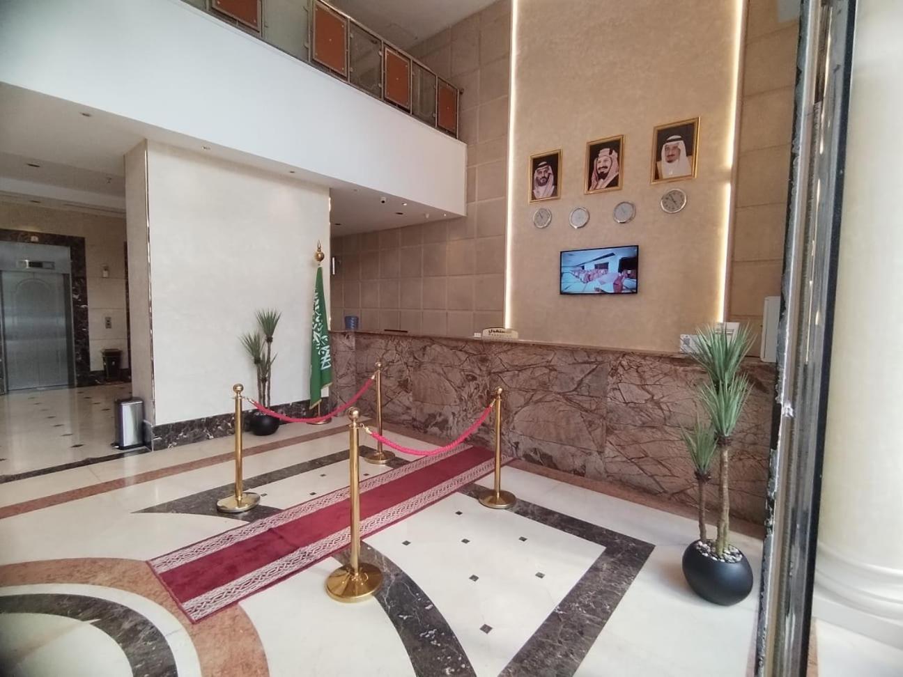 Al Kiram Hotel Al Azizia La Meca Exterior foto